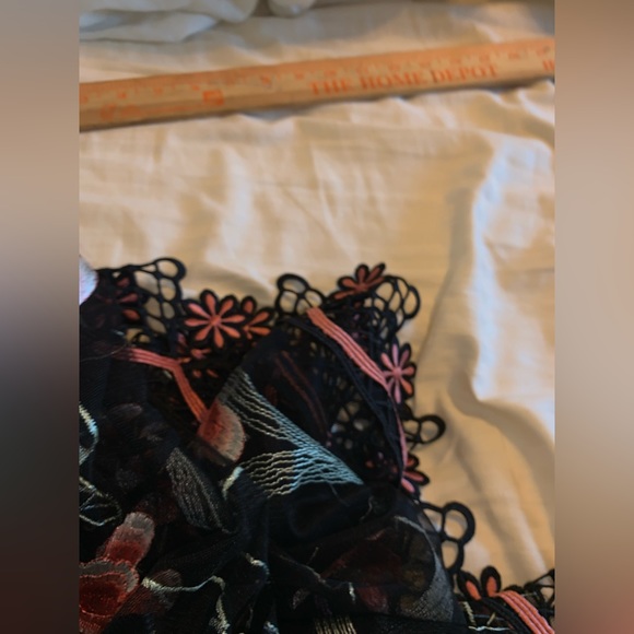 NWT Alice MCCALL ImA Believer Blouse Sheer With embroidery, BELL SLEEVES SIZE 4 - Picture 11 of 15